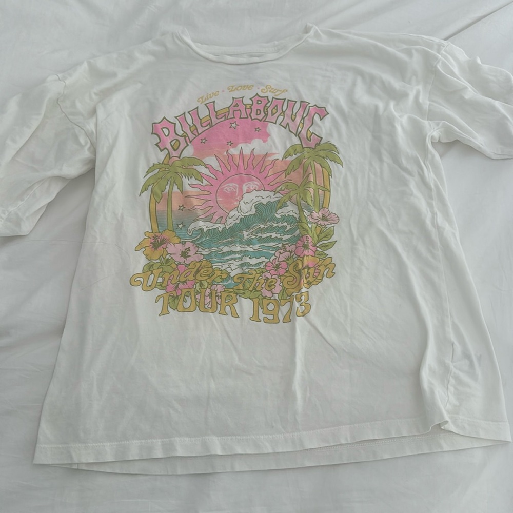 Billlabong white T